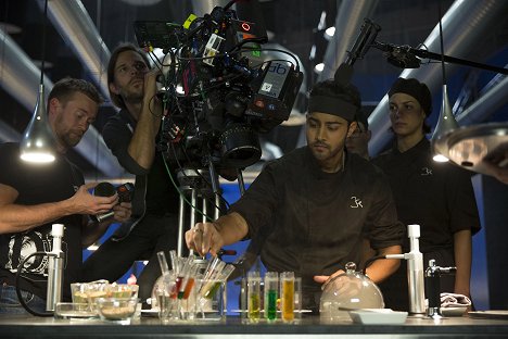 Linus Sandgren, Manish Dayal - The Hundred-Foot Journey - Making of