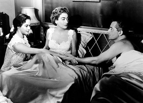 Heather Sears, Joan Crawford, Rossano Brazzi - The Story of Esther Costello - Z filmu