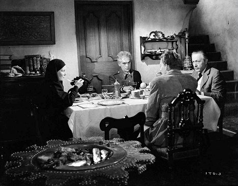 Helene Thimig, Boris Karloff, Jason Robards Sr. - Isle of the Dead - Kuvat elokuvasta