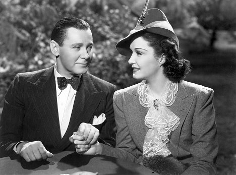 Herbert Marshall, Gail Patrick - Mad About Music - Filmfotos