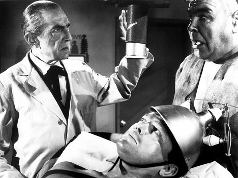 Bela Lugosi, Tony McCoy, Tor Johnson - Die Rache des Würgers - Filmfotos