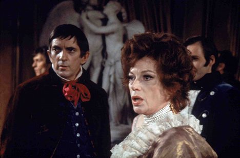 Jonathan Frid, Grayson Hall - House of Dark Shadows - Van film