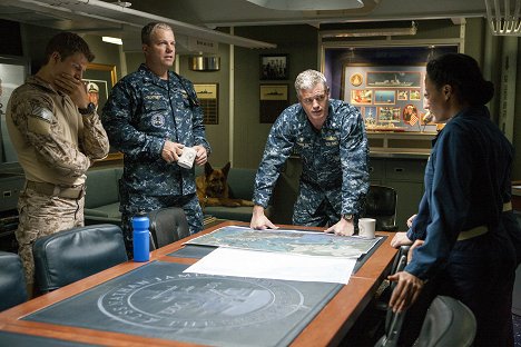 Travis Van Winkle, Adam Baldwin, Eric Dane - The Last Ship - Dead Reckoning - Photos