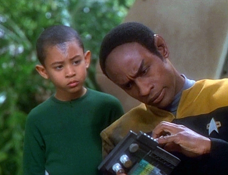 Tahj Mowry, Tim Russ - Star Trek - Raumschiff Voyager - Unschuld - Filmfotos