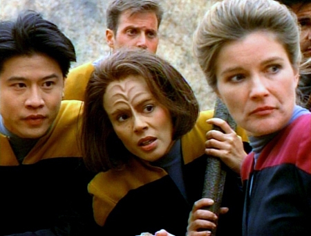 Garrett Wang, Roxann Dawson, Kate Mulgrew - Star Trek - Raumschiff Voyager - Der Kampf ums Dasein – Teil 2 - Filmfotos