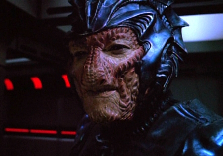 Tony Todd - Star Trek: Vesmírná loď Voyager - Kořist - Z filmu