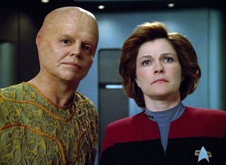 Ray Wise, Kate Mulgrew - Star Trek: Voyager - Hope and Fear - Photos