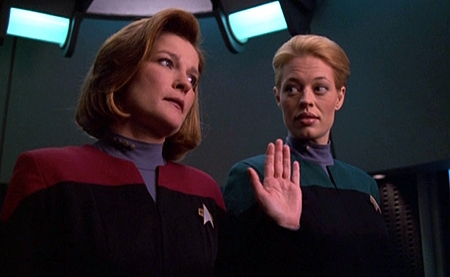 Kate Mulgrew, Jeri Ryan - Star Trek: Voyager - Relativity - Photos