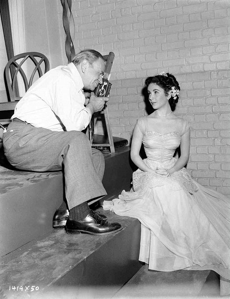 Wallace Beery, Elizabeth Taylor - A Date with Judy - Making of