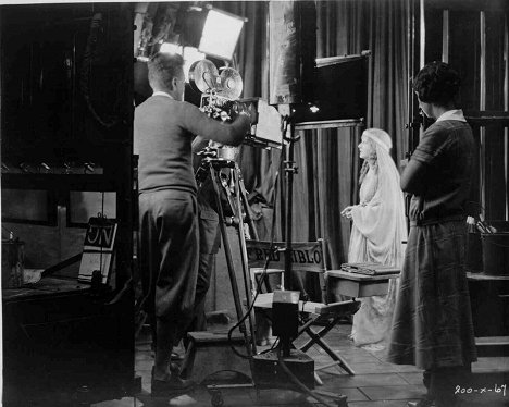 May McAvoy - Ben-Hur: A Tale of the Christ - Making of