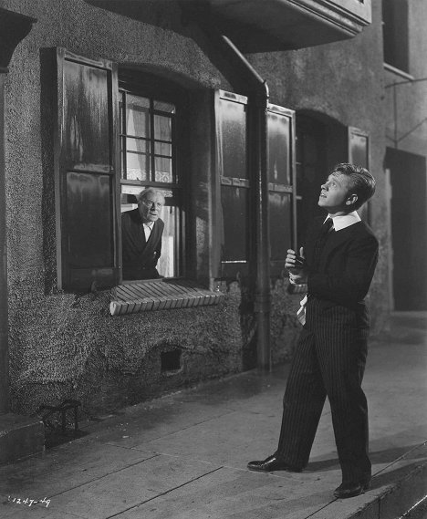 Edmund Gwenn, Mickey Rooney - A Yank at Eton - Photos