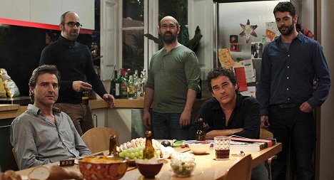 Alberto San Juan, Luis Tosar, Javier Cámara, Eduard Fernández, Eduardo Noriega - Ein Freitag in Barcelona - Werbefoto