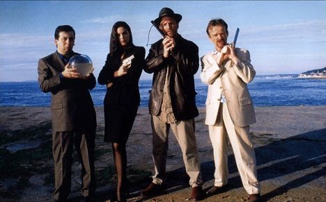 Michel Muller, Monica Bellucci, Tchéky Karyo, Dominique Pinon - Like a Fish Out of Water - Photos
