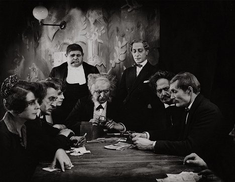 Károly Huszár, Rudolf Klein-Rogge, Robert Forster-Larrinaga - Dr. Mabuse, der Spieler - Van film