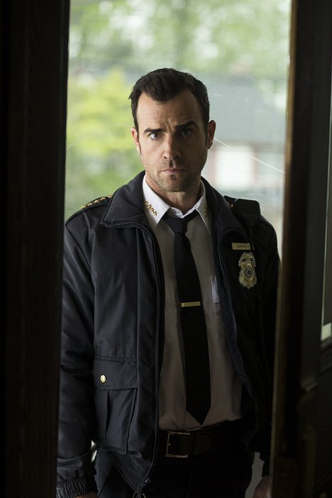Justin Theroux - The Leftovers - Solace for Tired Feet - Photos