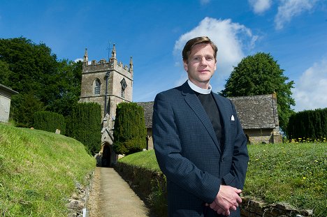 Adam Astill - Father Brown - Promo