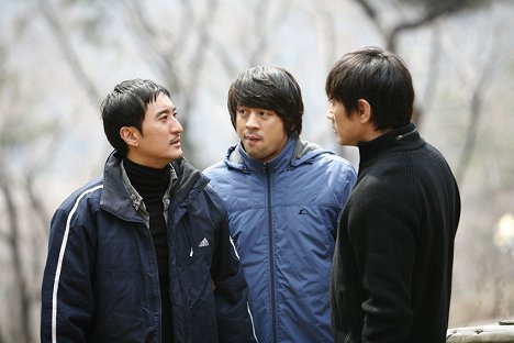 Hyeon-joon Shin, Oh-joong Kwon, Joon-ho Heo - Majimak seonmul - De la película
