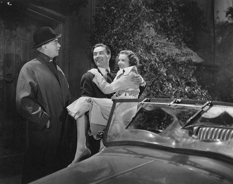 Guy Standing, Ray Milland, Heather Angel - Bulldog Drummond Escapes - Photos