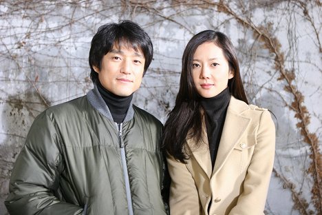 Jin-hee Ji, Jung-ah Yum - Oraedoen jeongwon - Van film