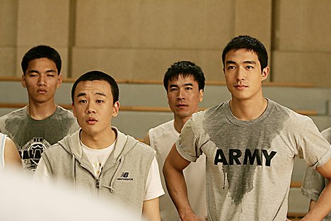 In-kwon Kim, Daniel Henney - Mai padeo - Z filmu