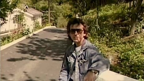 George Harrison - The True History of the Traveling Wilburys - De la película