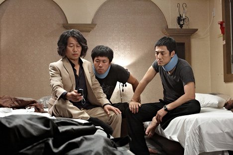 Mun-shik Lee, Yang Ik-june, Ji Jin-hee - Jipnaon namjadeul - Filmfotos