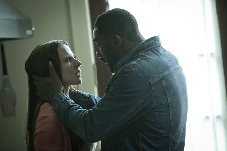 Kate del Castillo, Idris Elba - Nebezpečný cudzinec - Z filmu