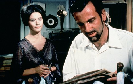 Diane Baker, Maximilian Schell - Krakatoa, East of Java - De filmes