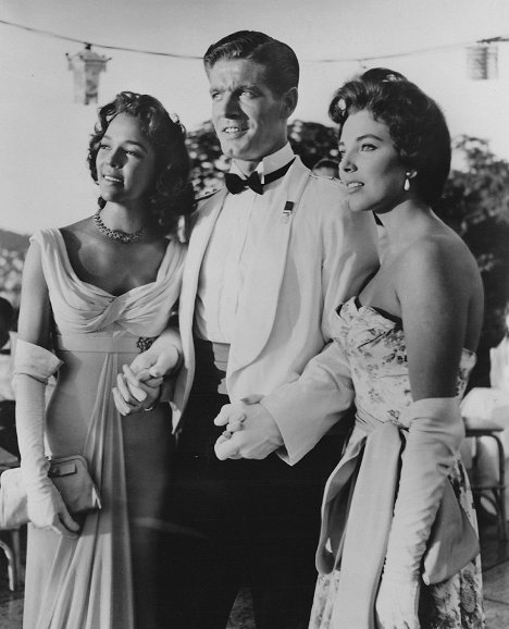Dorothy Dandridge, Stephen Boyd, Joan Collins - Island in the Sun - Filmfotók