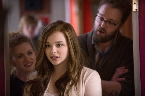 Mireille Enos, Chloë Grace Moretz, Joshua Leonard - If I Stay - Photos