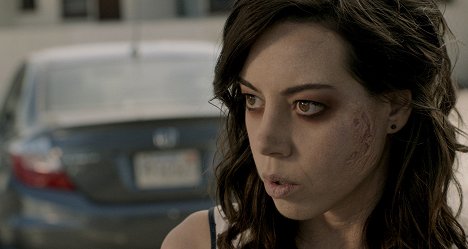 Aubrey Plaza - Life After Beth - Z filmu