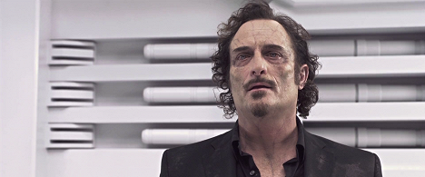 Kim Coates - Resident Evil: Afterlife - Z filmu