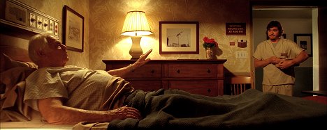 Ernest Borgnine, Arturo del Puerto - The Man Who Shook the Hand of Vicente Fernandez - De la película