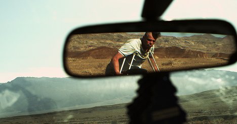 Josh Duhamel - Scenic Route - Z filmu
