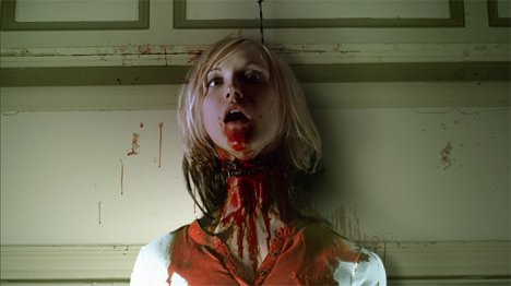Samantha Kendrick - Pach krve 4: Krvavý počátek - Z filmu