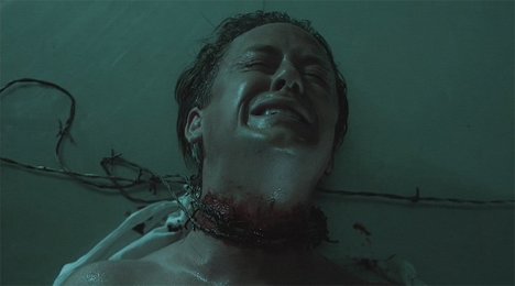 Dean Armstrong - Pach krve 4: Krvavý počátek - Z filmu