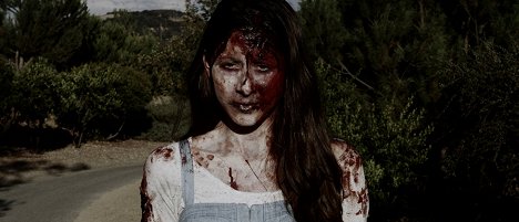 Elizabeth Small - Zombies - An Undead Road Movie - Filmfotos