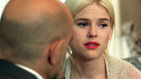 Stanley Tucci, Alice Eve - Some Velvet Morning - Filmfotos