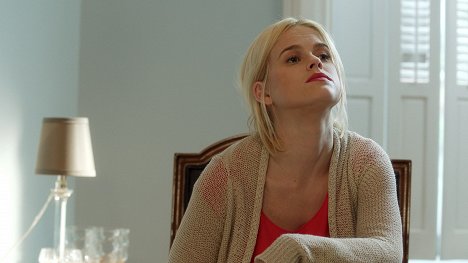 Alice Eve - Some Velvet Morning - Van film