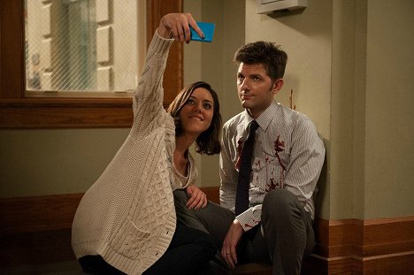 Aubrey Plaza, Adam Scott - Parks and Recreation - New Beginnings - Filmfotók