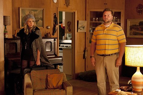 Lucy Punch, Tyler Labine - Cottage Country - Filmfotos