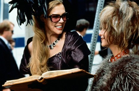 Kathleen Turner, Amanda Plummer - A Simple Wish - Do filme