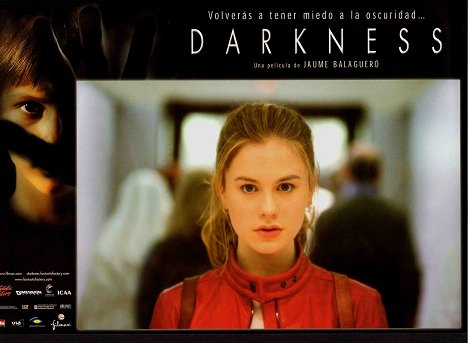 Anna Paquin - Darkness - Mainoskuvat