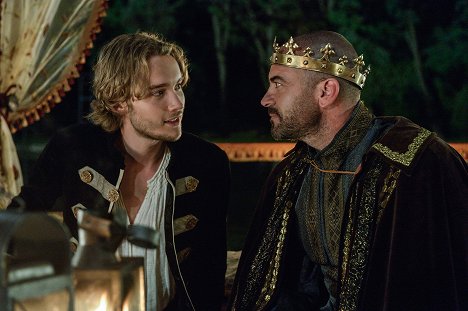 Toby Regbo, Alan Van Sprang - Kráľovstvo - Kissed - Z filmu