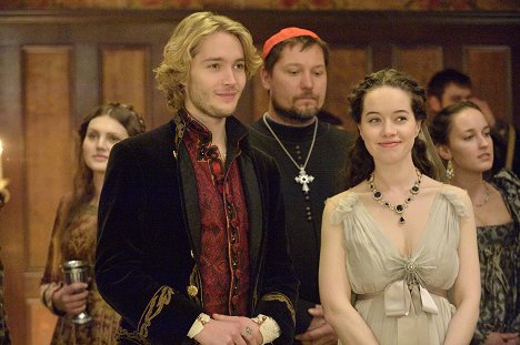 Toby Regbo, Anna Popplewell - Reign - No Exit - Film