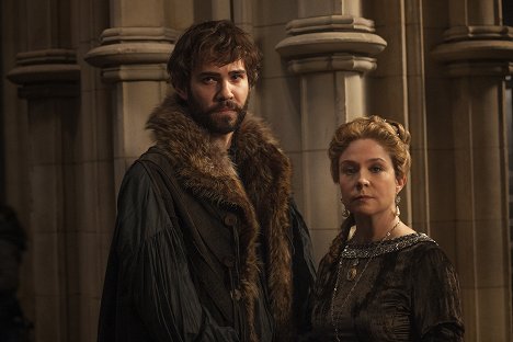 Rossif Sutherland, Megan Follows - Kráľovstvo - Pilot - Z filmu