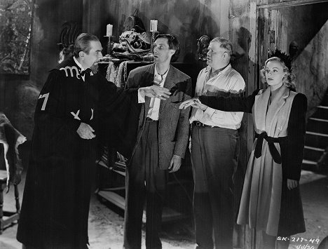 Bela Lugosi, John Carradine, Pat McKee, Wanda McKay - Voodoo Man - Photos