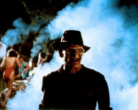 Robert Englund - Noční můra v Elm Street 2: Freddyho pomsta - Z filmu