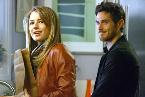 Emily VanCamp, Dave Annable - Brothers & Sisters - Separation Anxiety - Photos