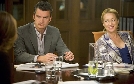 Balthazar Getty, Patricia Wettig - Brothers & Sisters - Tug of War - De la película